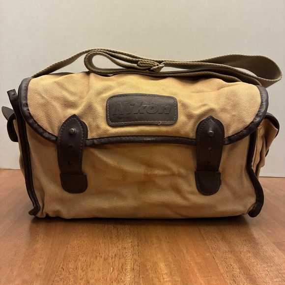 Nikon Camera Bag Shoulder Canvas Leather Trim Photo DSLR Messenger Used Vintage - Picture 1 of 16